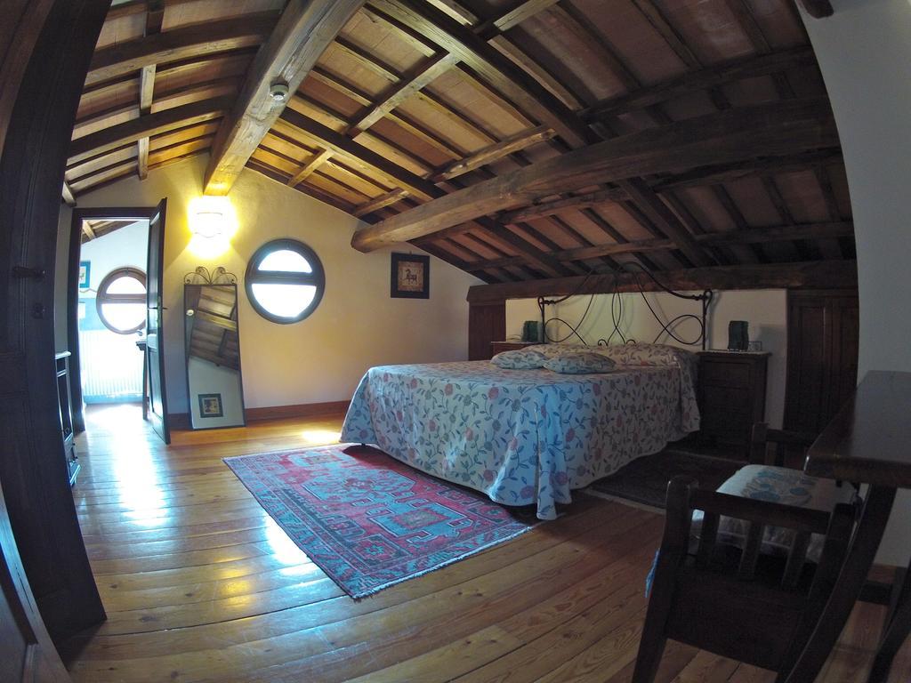 פורמלו Antica Pietrara B&B חדר תמונה